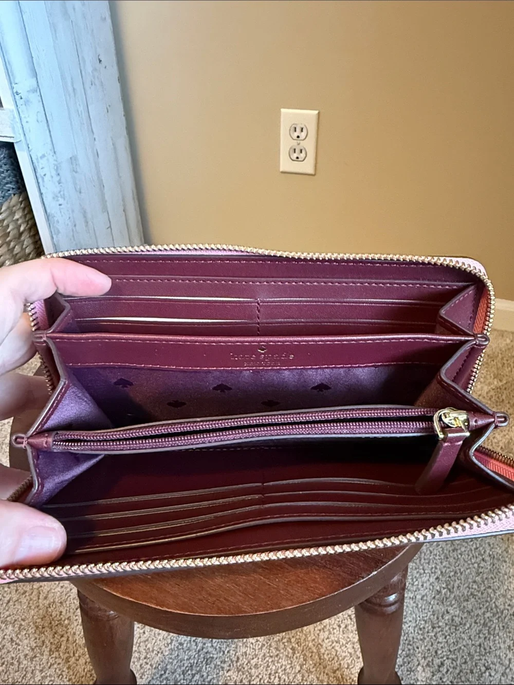 kate spade classic zip